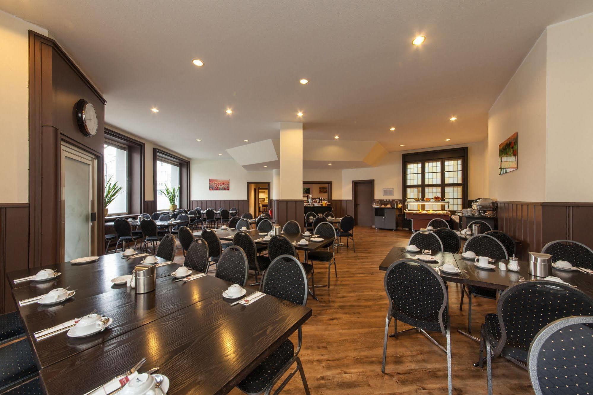 Hotel Maxim Duesseldorf City Extérieur photo