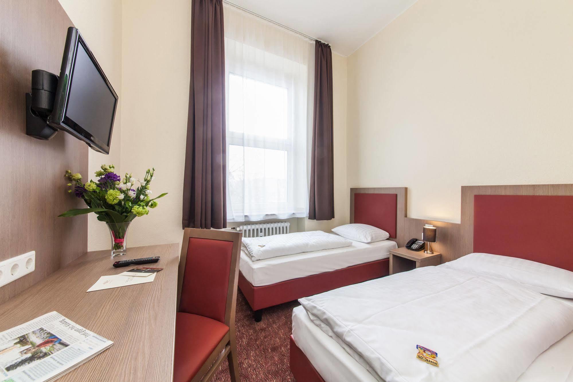 Hotel Maxim Duesseldorf City Extérieur photo